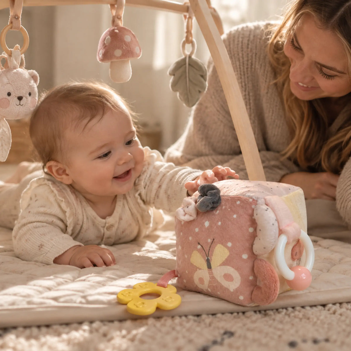 Aktivitetskub för babygym och magträning, Kikkaboo - Hedge-hugs